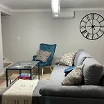 Perquilhas House Holiday home *