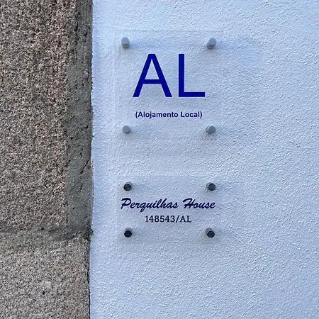 Perquilhas House Freixial do Campo