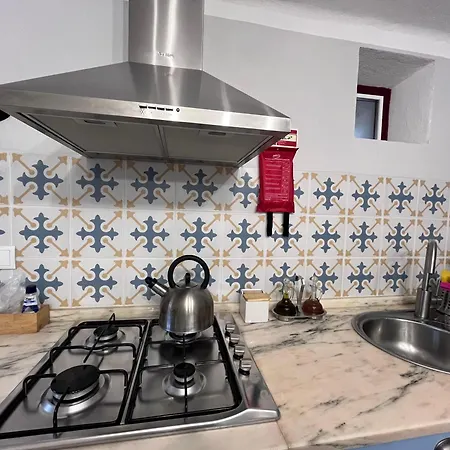 Perquilhas House