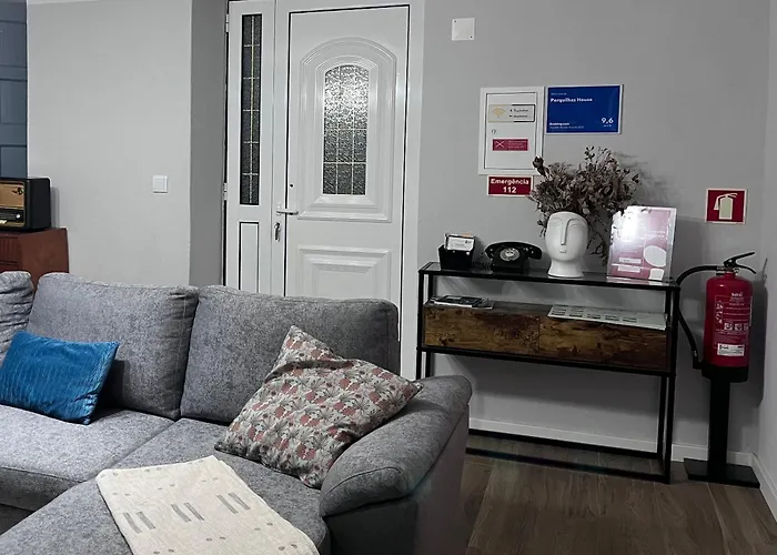 Perquilhas House بيت للعطل *